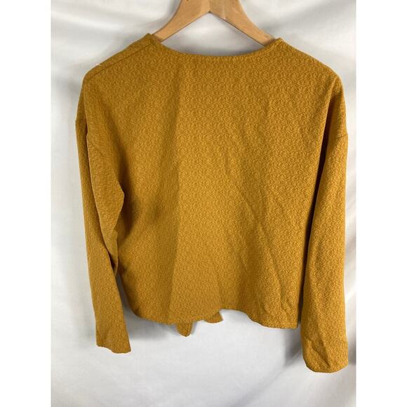 ASTR the Label Yellow Tie Bottom Texture Long Sleeve Top Size Small - Picture 5 of 5